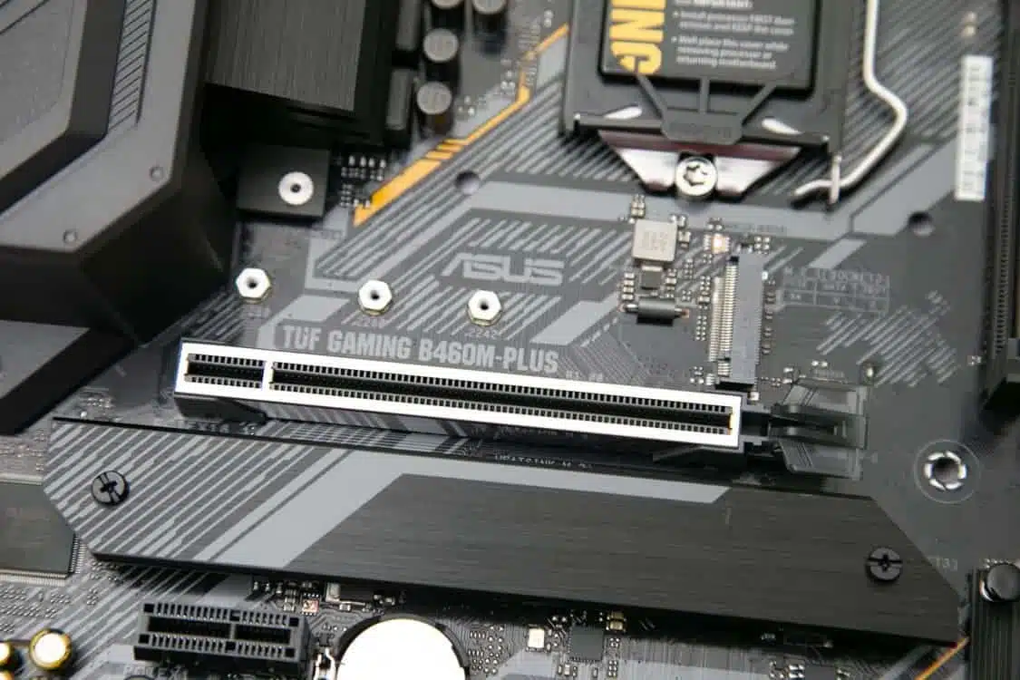 Khe PCIe 4.0 của Bo mạch chủ ASUS TUF GAMING B460M-PLUS